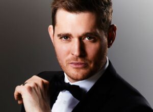 Michael Bublé ya piensa en la Navidad y reedita su disco “Christmas” con algunas sorpresas