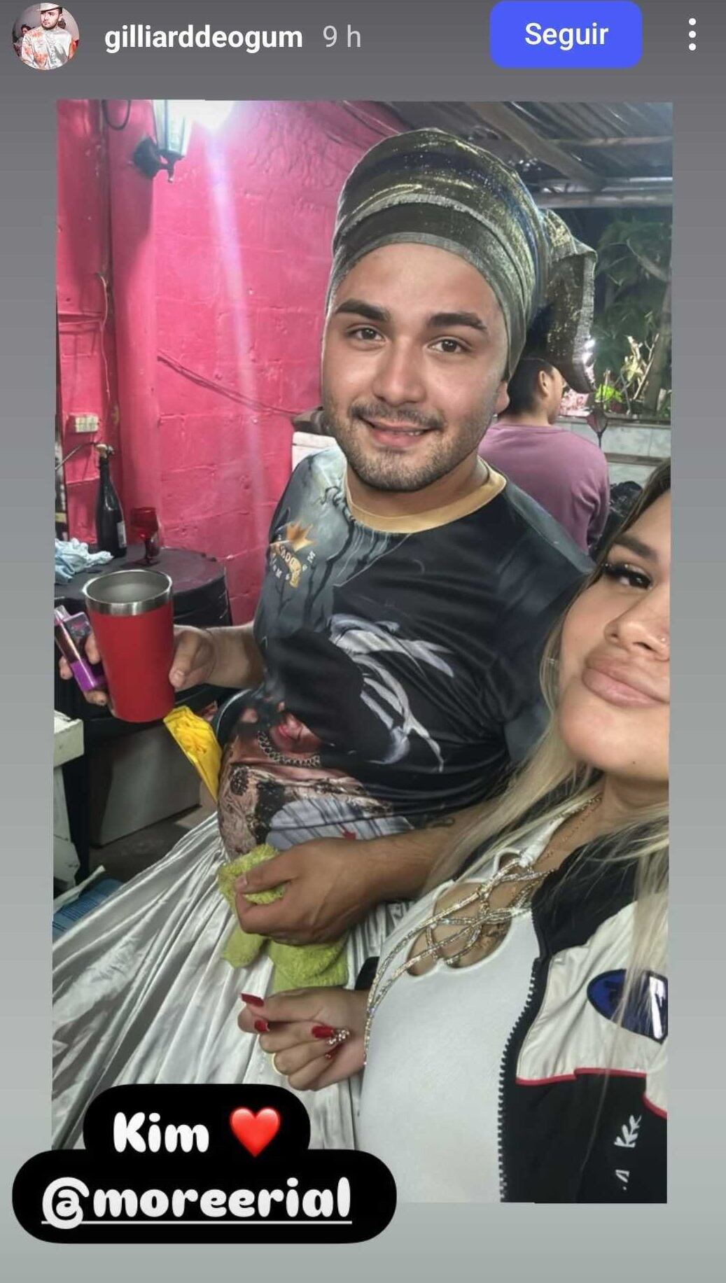 Morena Rial, en otro rito umbanda junto a su pai. (Foto: instagram/moreerial)