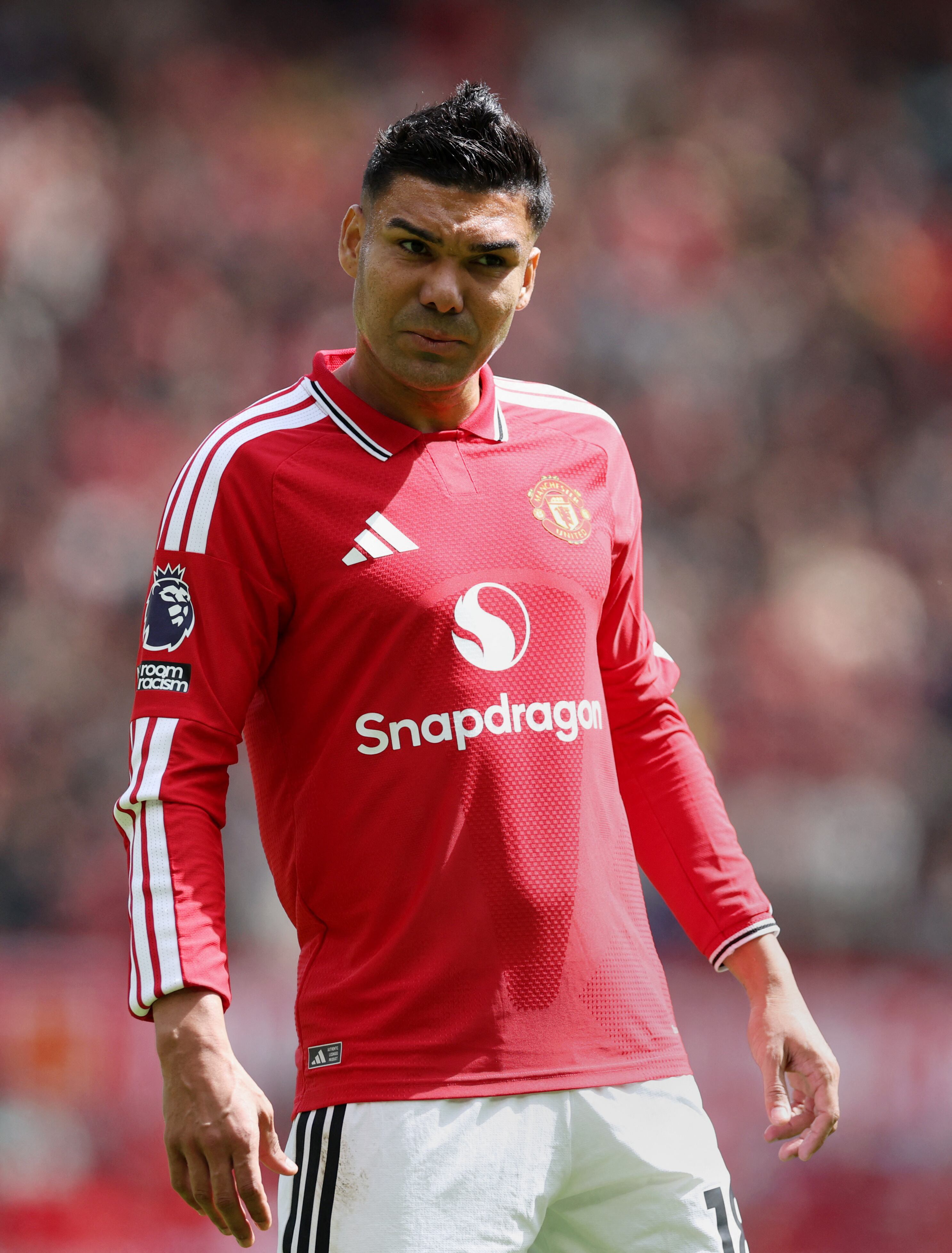 Man. United vs Nottingham por la fecha 37 de la Premier League del 2026.