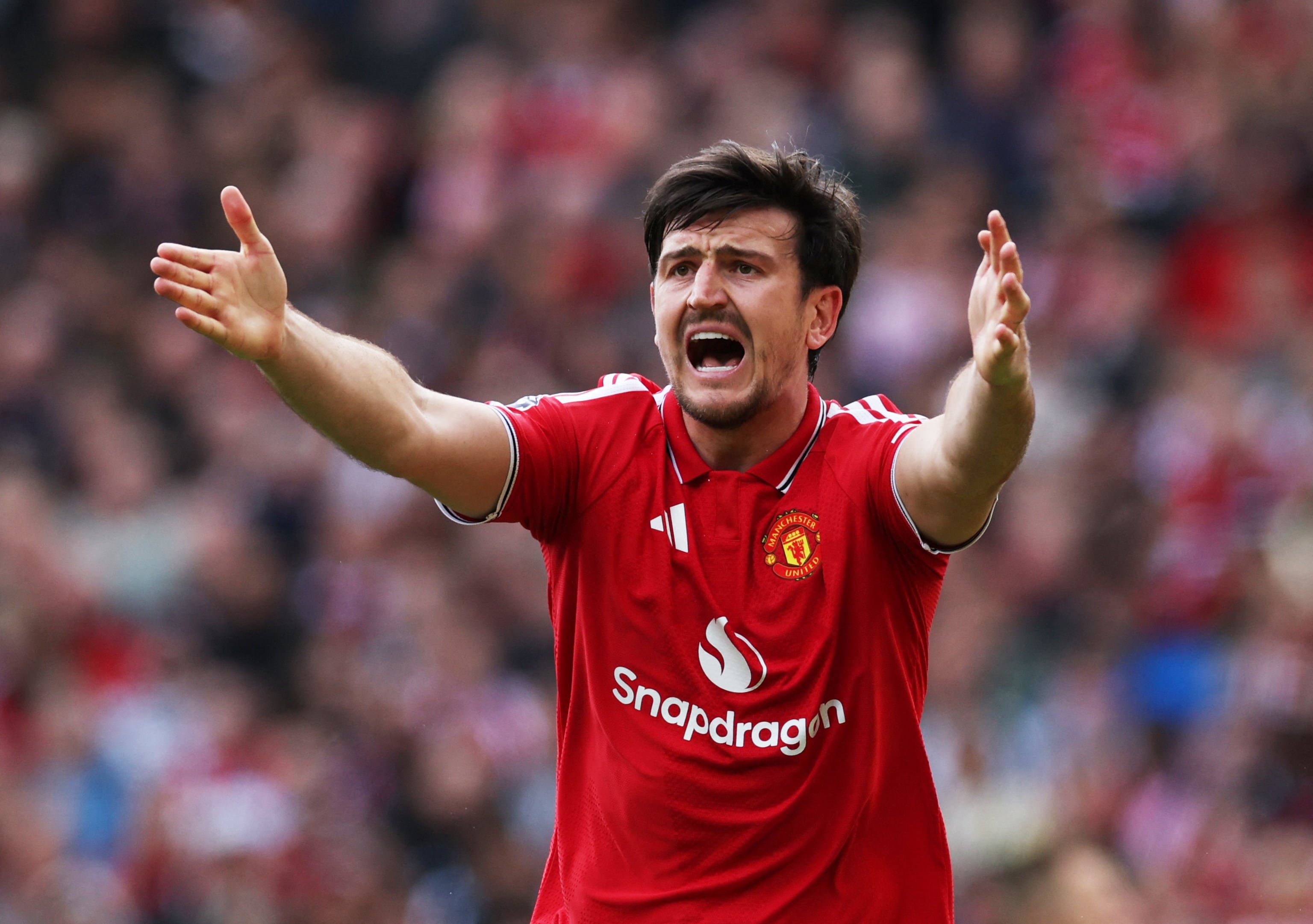 Man. United vs Nottingham por la fecha 37 de la Premier League del 2026.