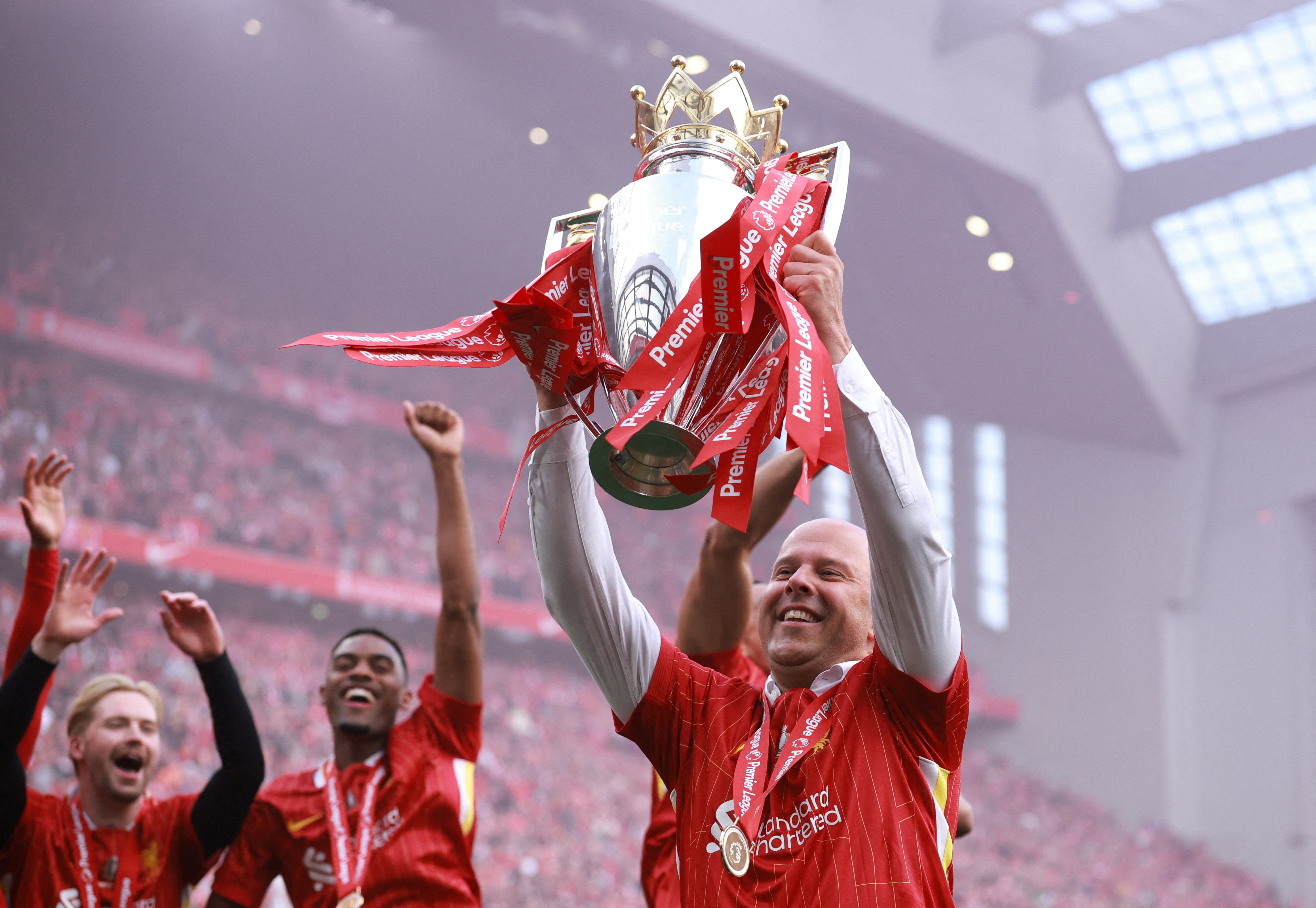 El neerlandés fue campeón de la Premier League (Foto: Reuters)