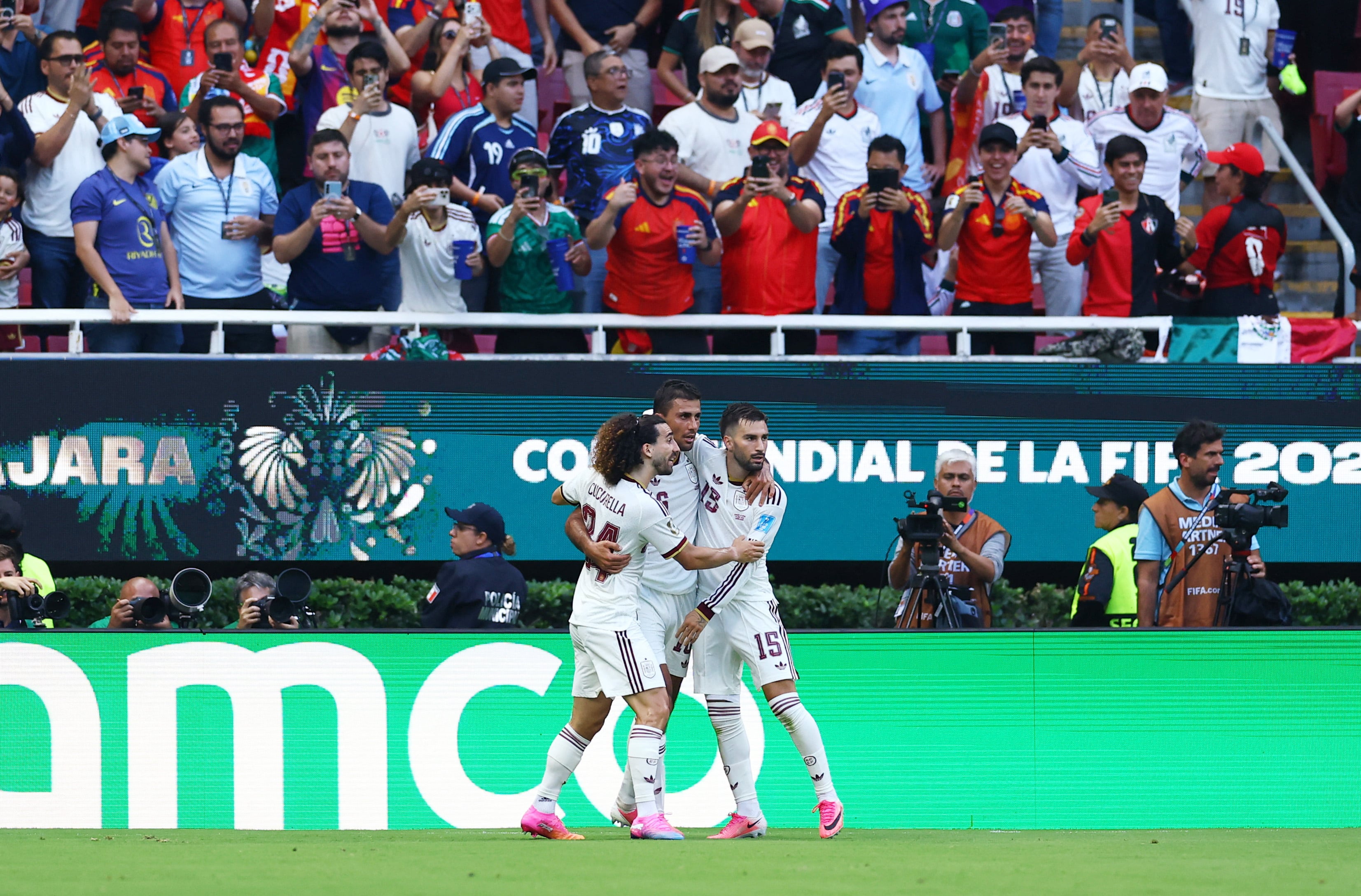 Uruguay vs España por la fase de grupos del Mundial 2026 del 2026.