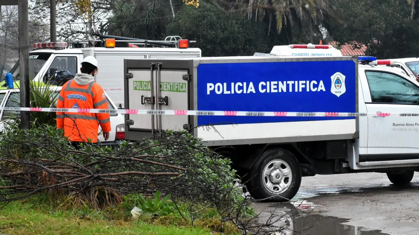El cuerpo presentaba una herida cortante en el cuello. (Foto: gentileza 0221)