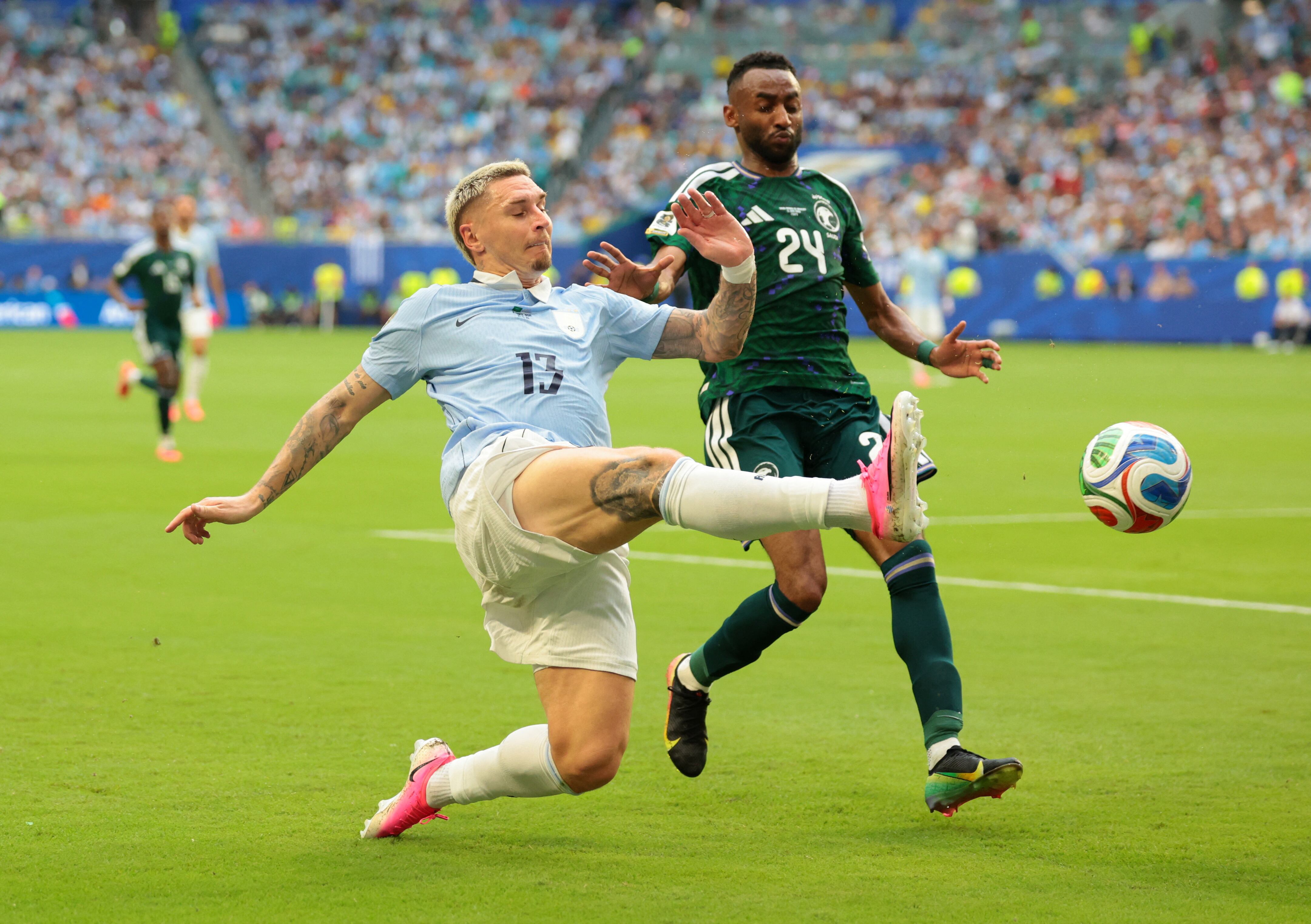 Arabia Saudita vs Uruguay por la fase de grupos del Mundial 2026 del 2026.