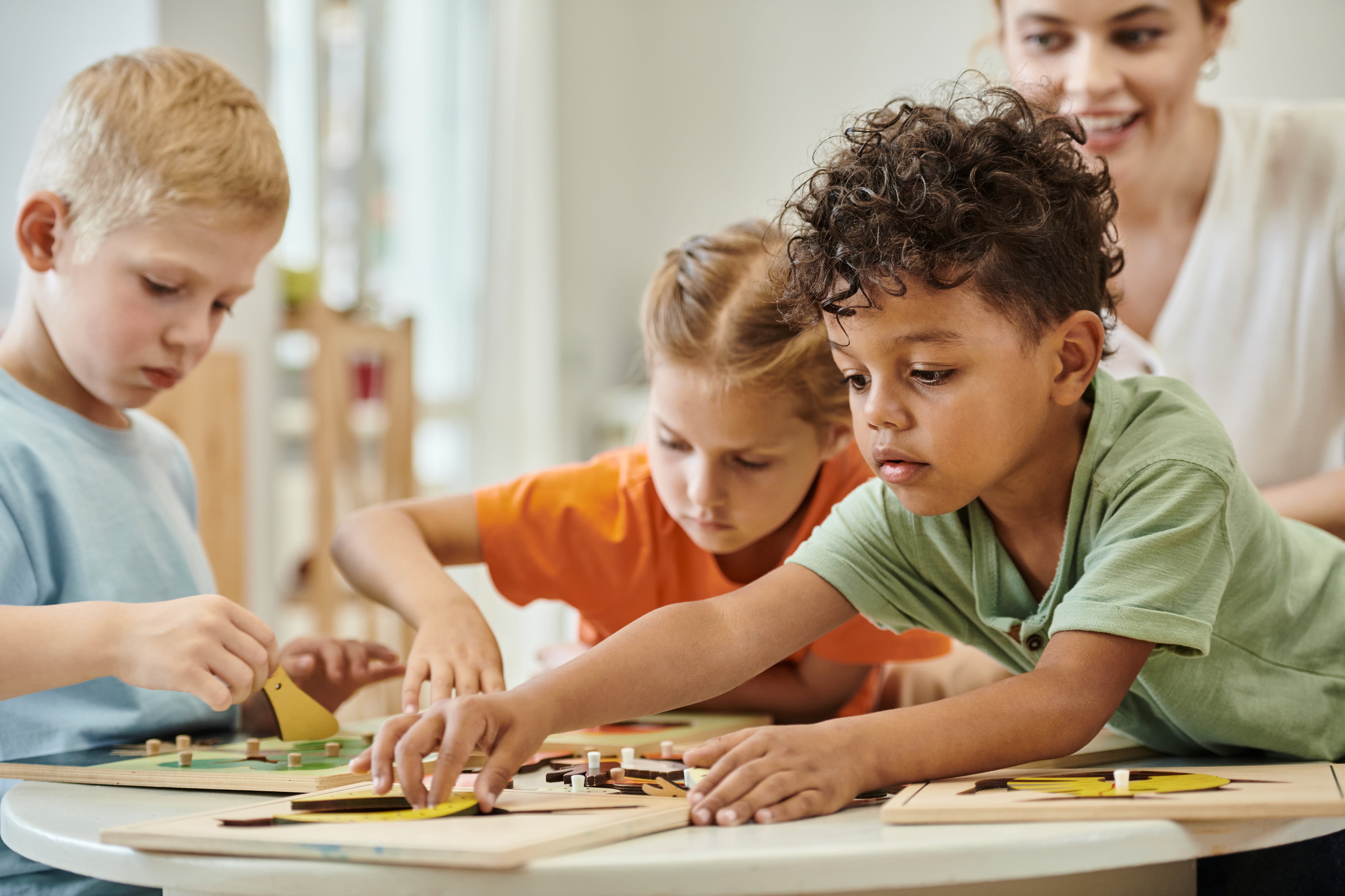 Ante el aburrimiento, aparece la creatividad (Foto: Adobe Stock).
