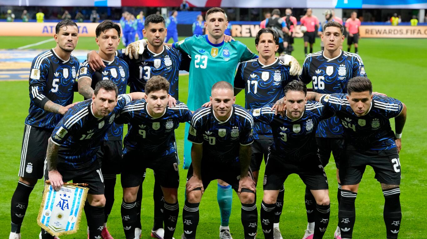 El equipo argentino consiguió su pase a la final del Mundial. (Foto: AP)