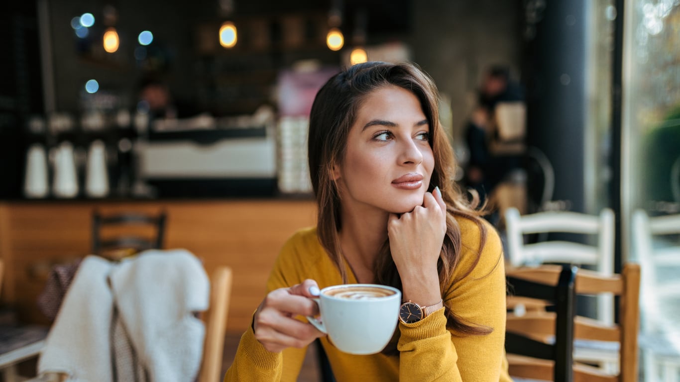 El café puede tomarse a cualquier hora. (Foto: Adobe Stock).