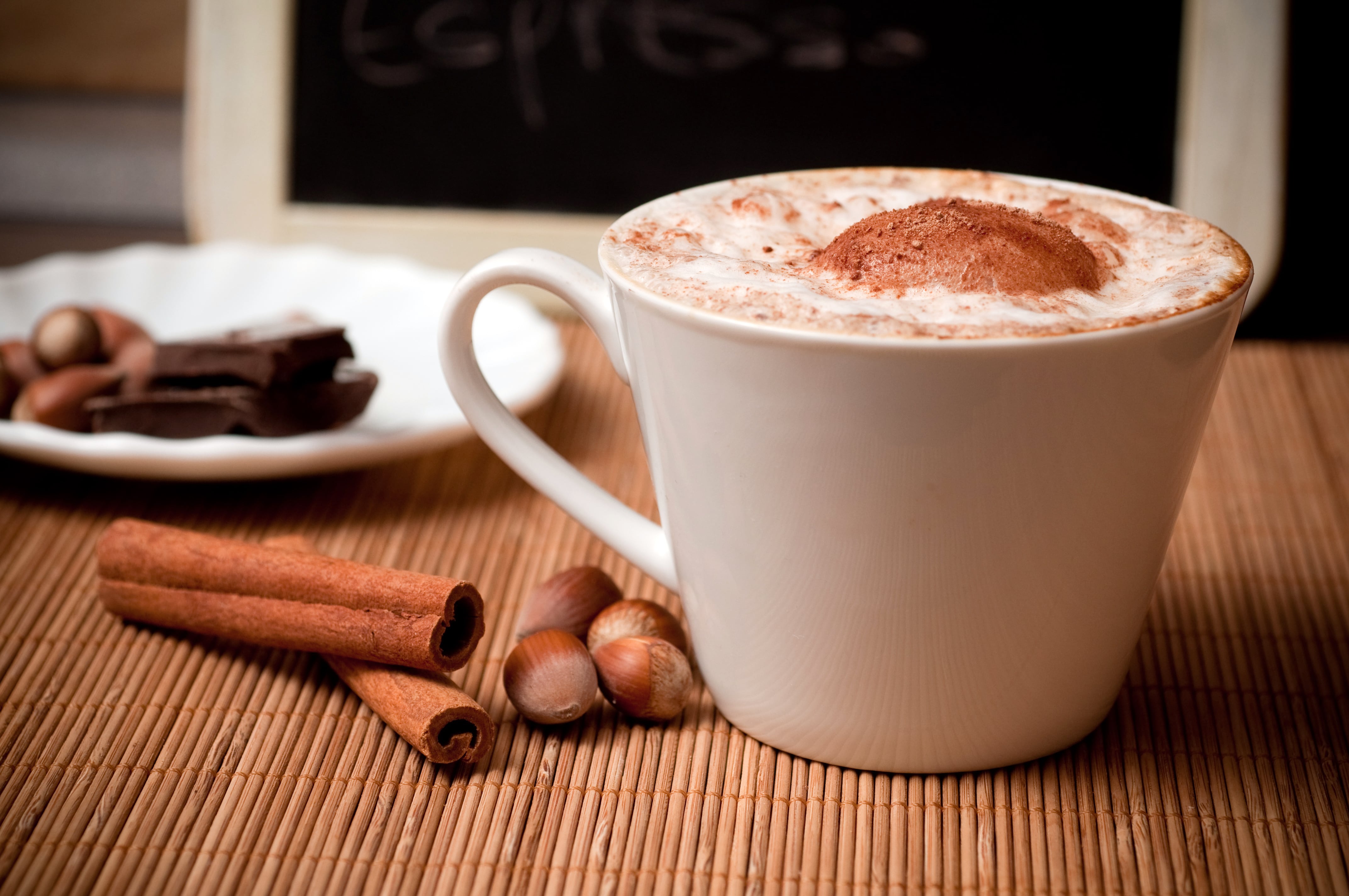 El café puede acompañarse con diferentes especias. (Foto: Ilustrativa/Adobe Stock)