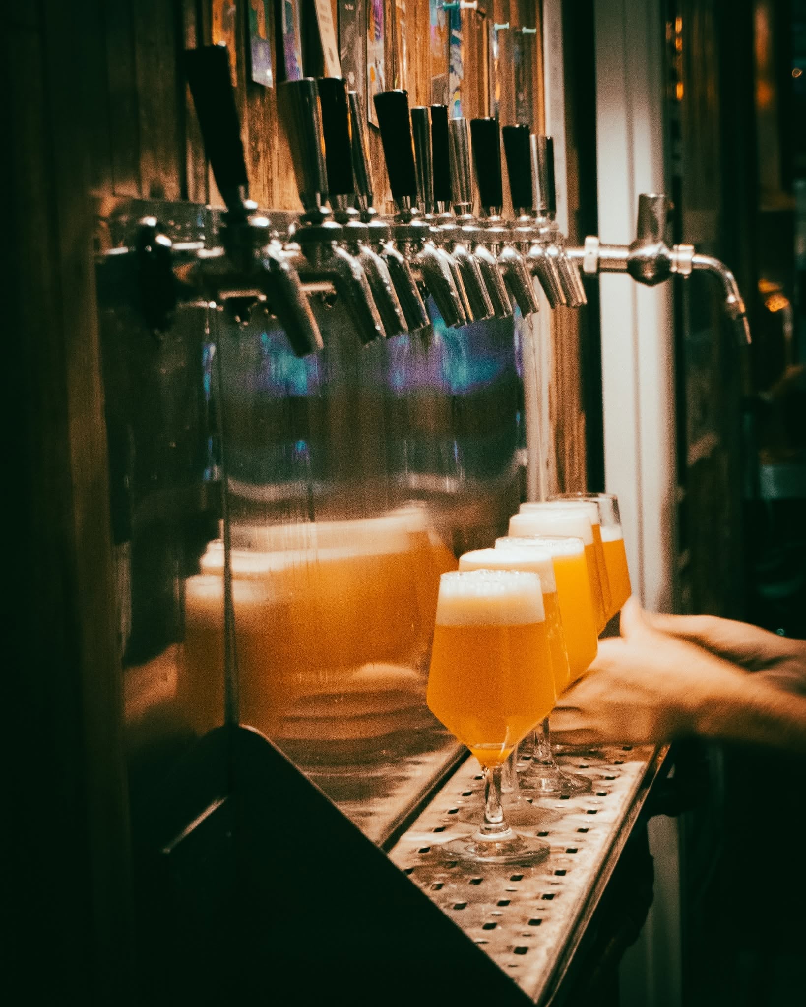 Cada vez más consumidores exploran distintos estilos de cerveza (Foto: @strangebrewin)