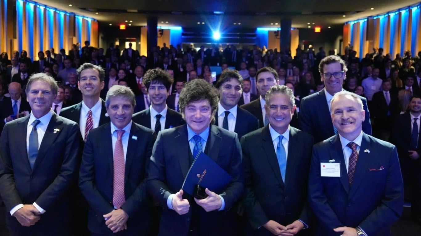 Luis Caputo destacó el acuerdo con EE.UU. por US$7000 millones: “Tendrá un impacto extraordinario” (Foto: X/@LuisCaputoAR).