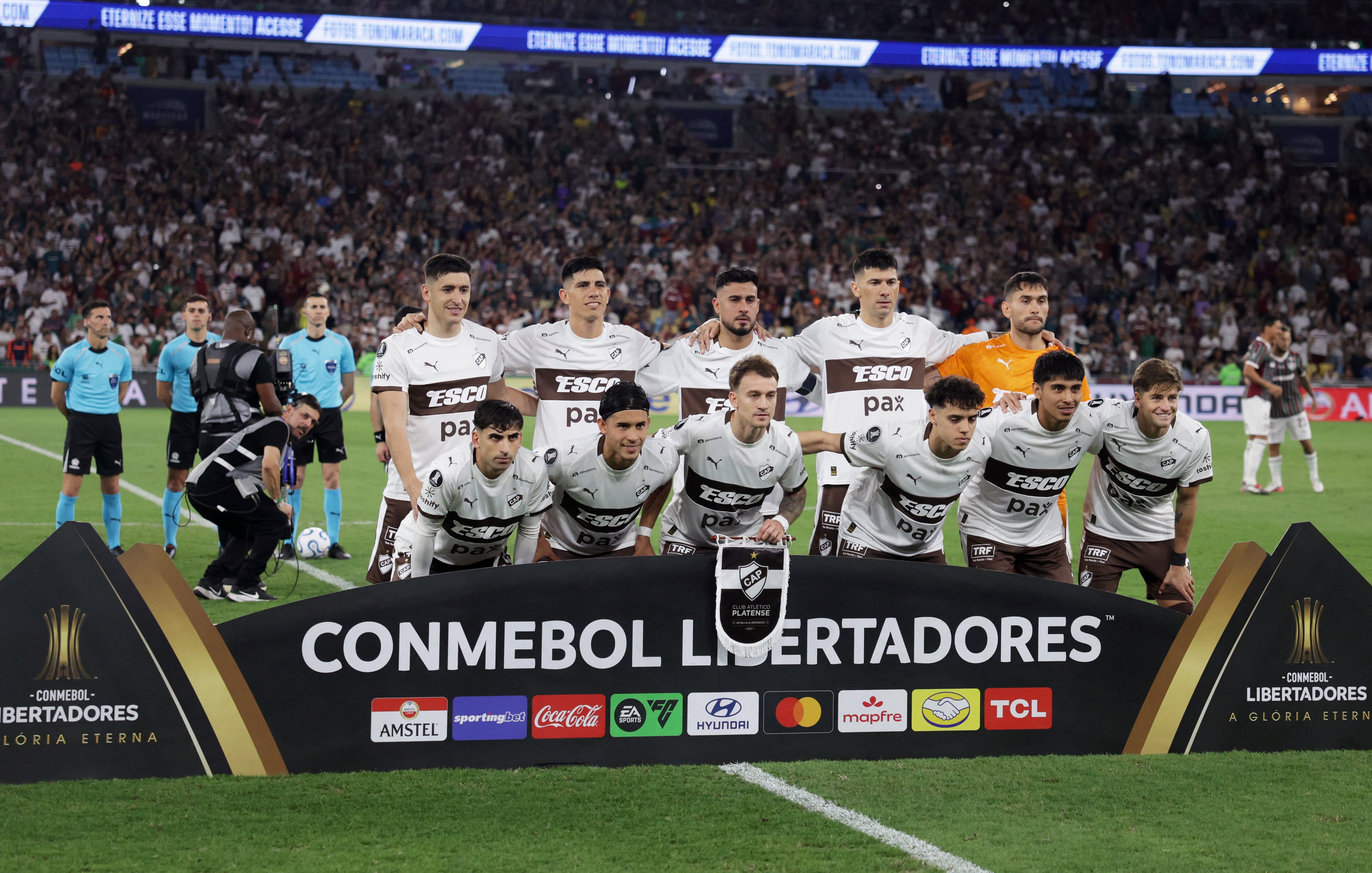 Fluminense vs Platense por los cuartos de final de la Copa Libertadores del 2026.