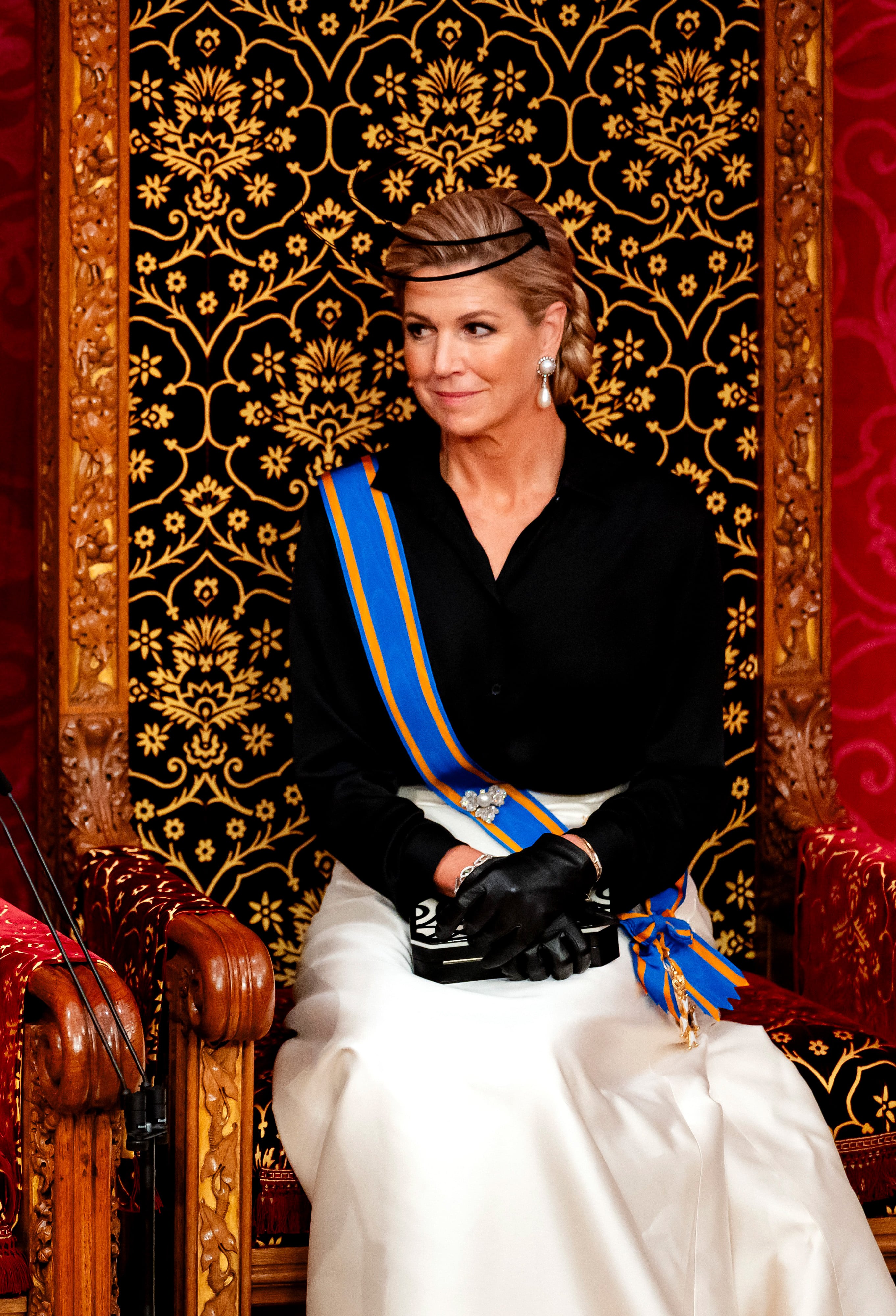 Máxima tambien dejó de lado sus tocados maximalistas (Foto: AFP)