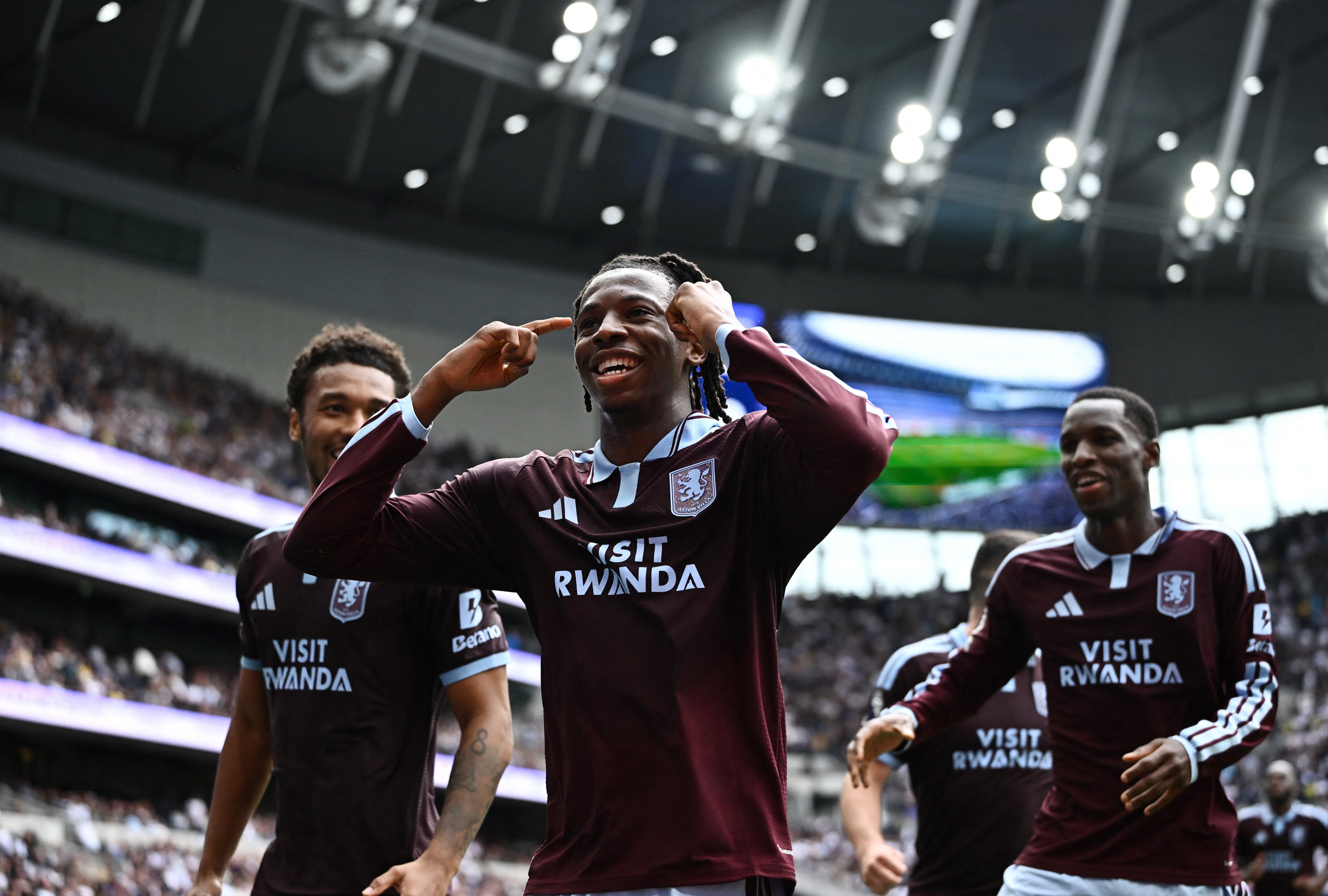 Tottenham vs Aston Villa por la fecha 5 de la Premier League del 2026.