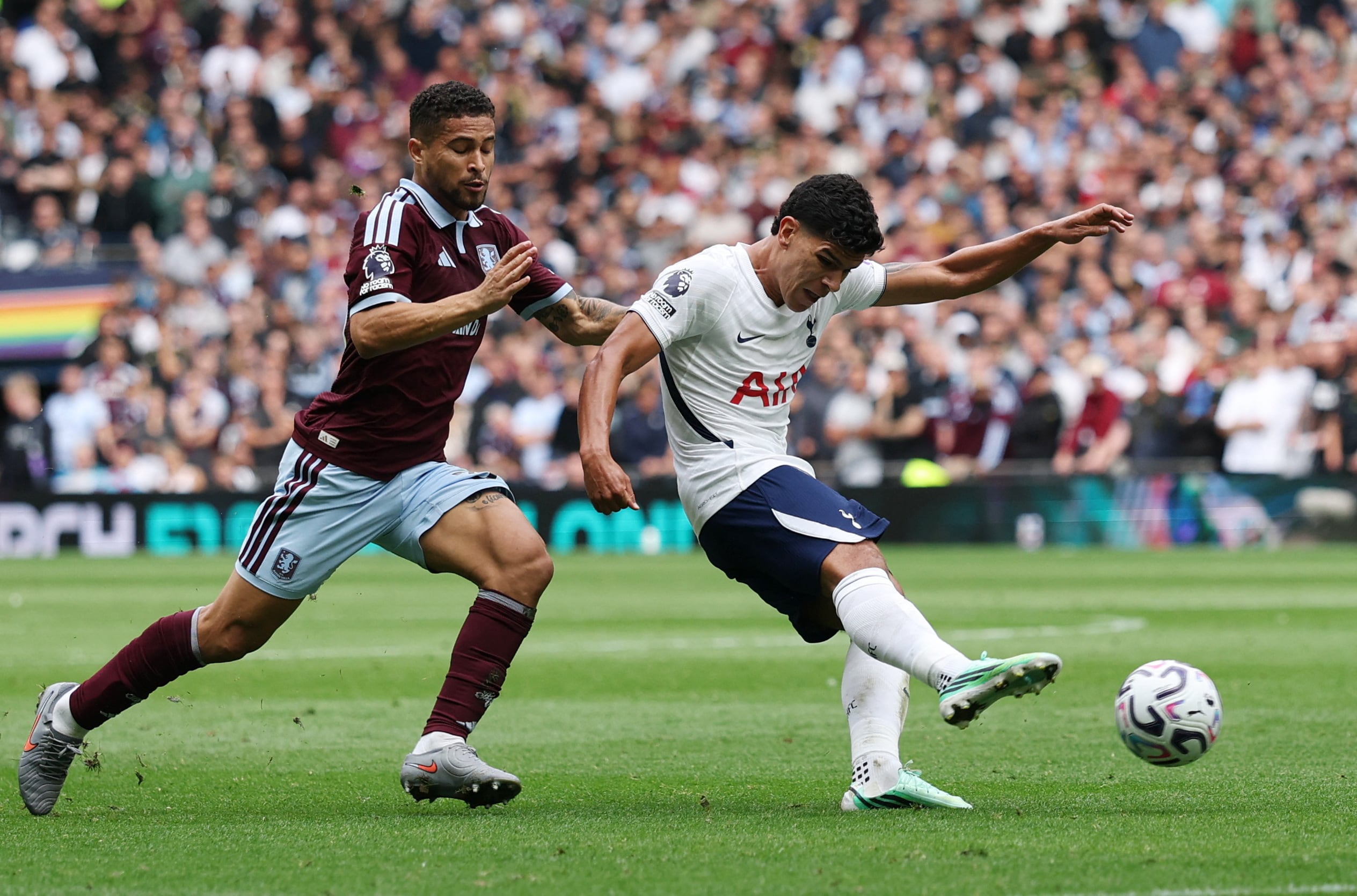 Tottenham vs Aston Villa por la fecha 5 de la Premier League del 2026.