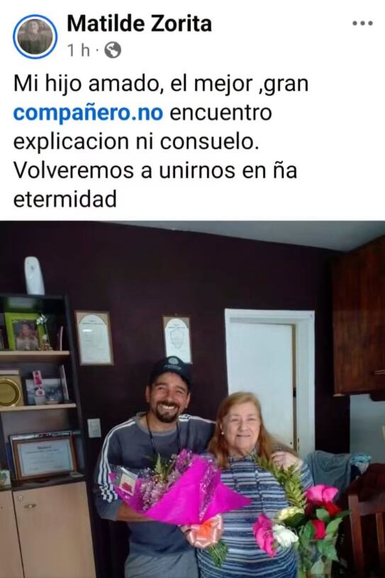 La mamá del marinero lo despidió en sus redes (Foto: Facebook Matilde Zorita).