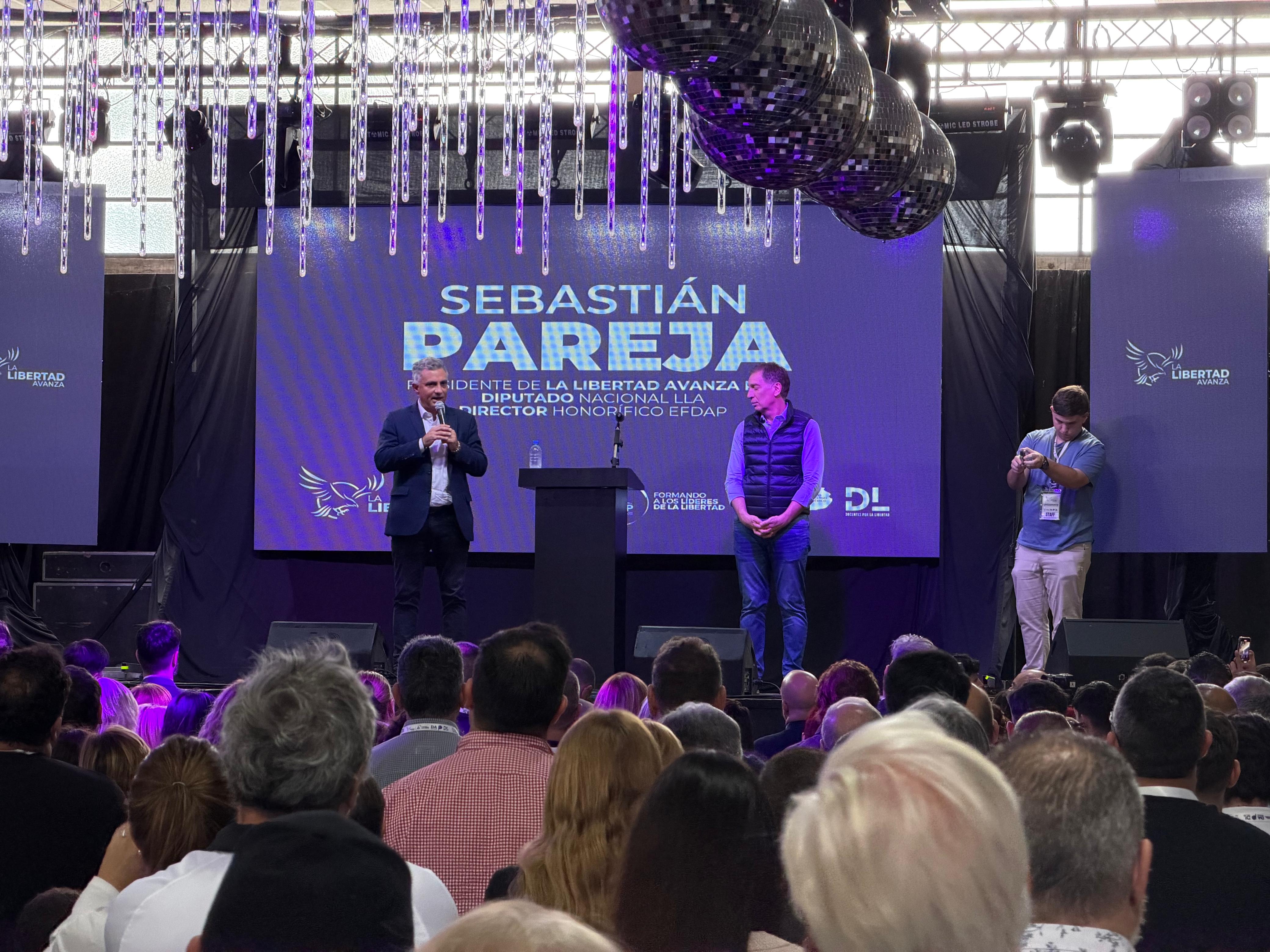 Sebastián Pareja es el presidente de La Libertad Avanza en la provincia y Diego Santilli un referente del Gobierno en PBA. Ambos son posibles candidatos en 2027. (Foto: La Libertad Avanza)